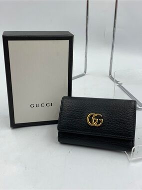 Gucci Black GG Marmont Leather key holder Case